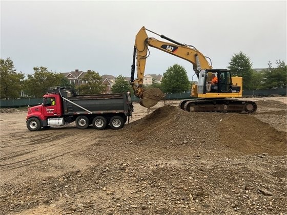 Dumptruck and Excavator